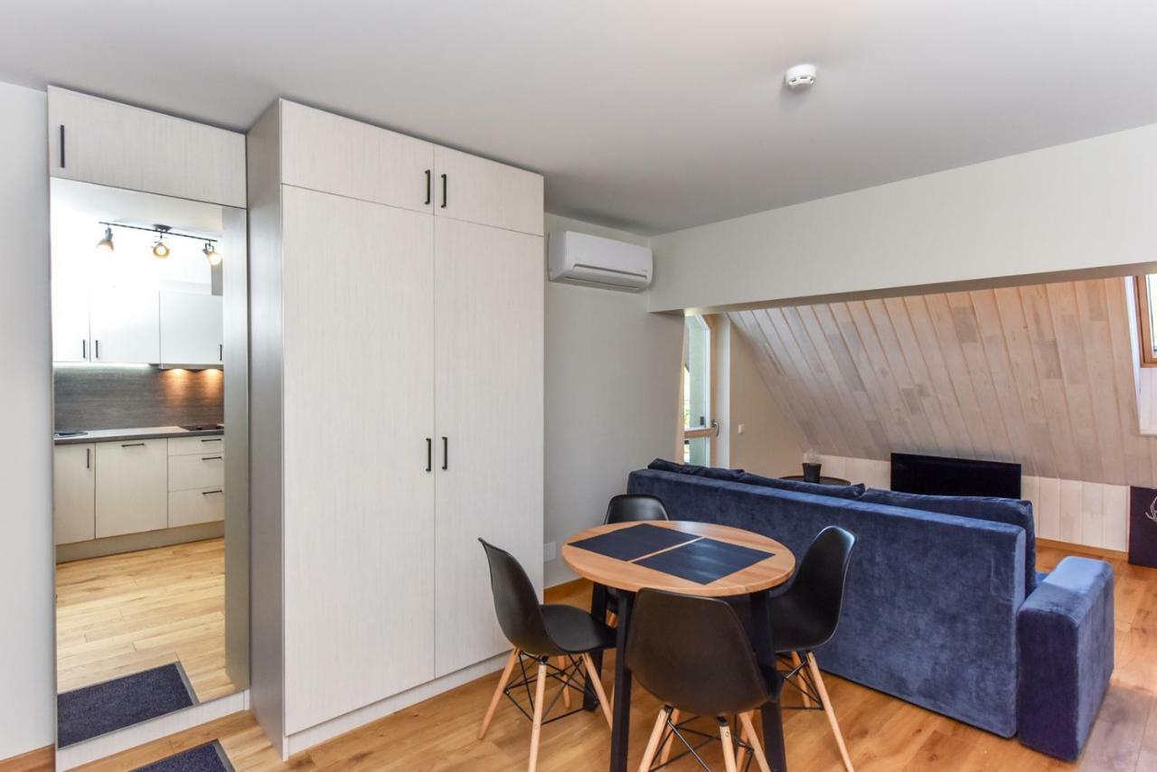 Ferienwohnung Geliu Terasos - Studija Su Balkonu Juodkrantė Exterior foto